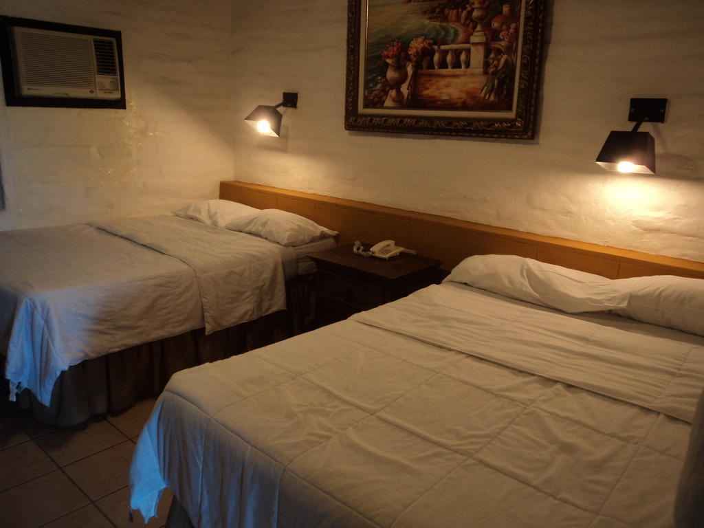 Hotel El Rancho 纳沃华 外观 照片