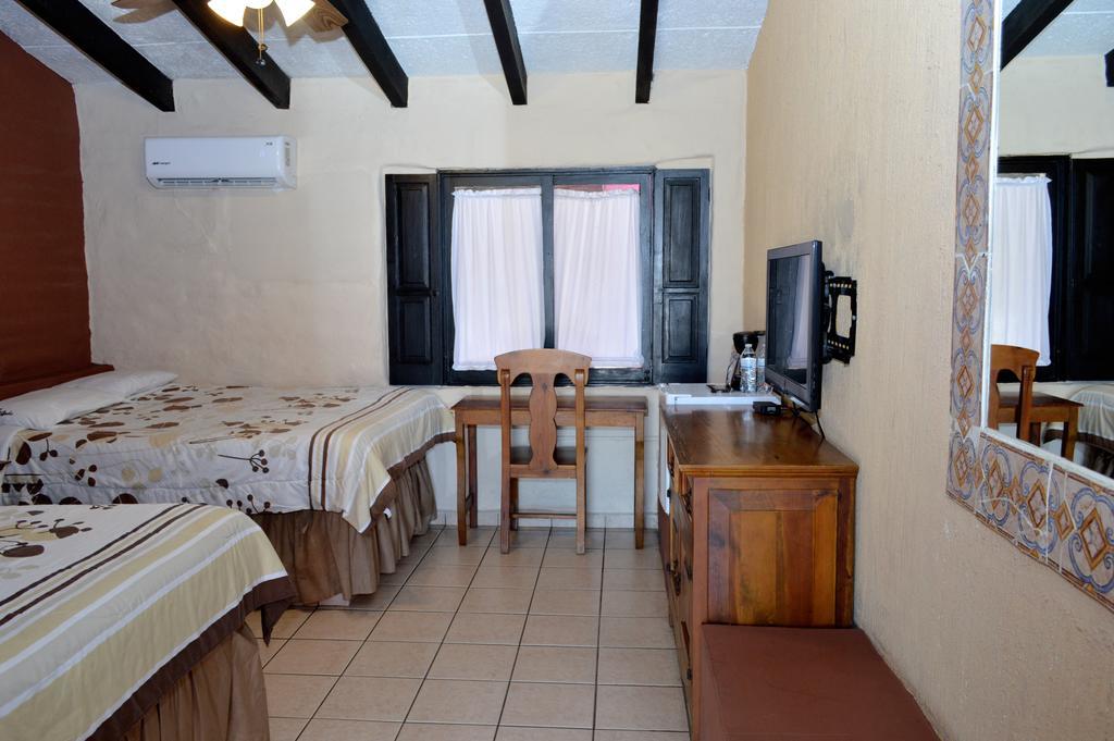 Hotel El Rancho 纳沃华 外观 照片