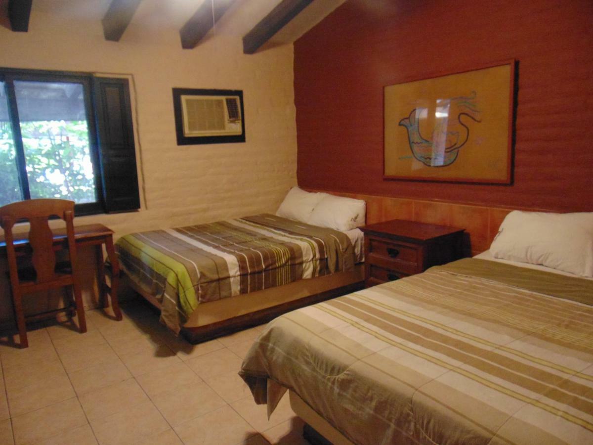 Hotel El Rancho 纳沃华 外观 照片