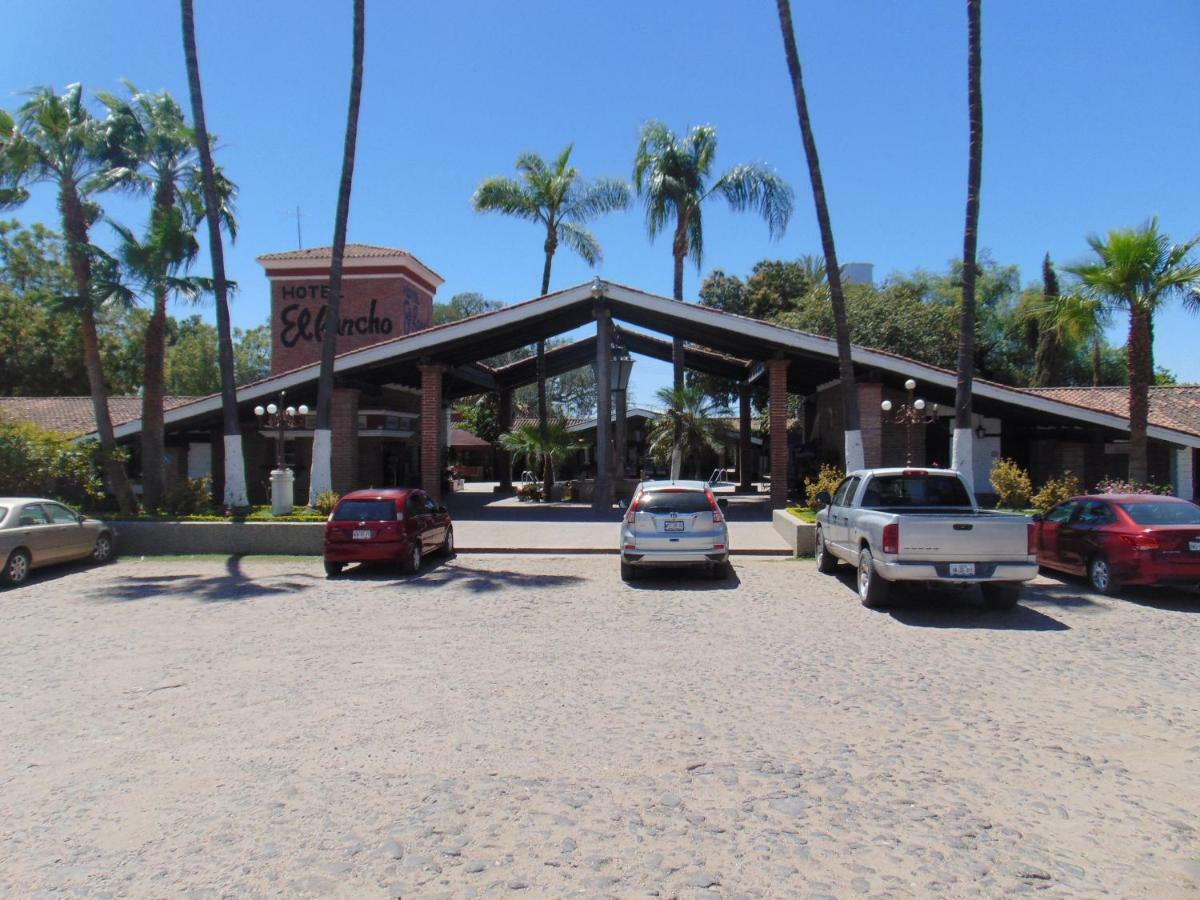 Hotel El Rancho 纳沃华 外观 照片